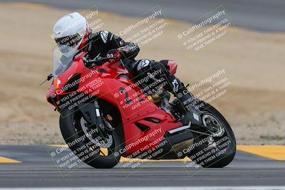 media/Jan-14-2023-SoCal Trackdays (Sat) [[497694156f]]/Turn 10 (1050am)/